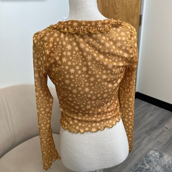 🧡⭐️FREE PEOPLE⭐️🧡 Tie Blouse with Star and Ruffle detailing - Picture 5 of 6